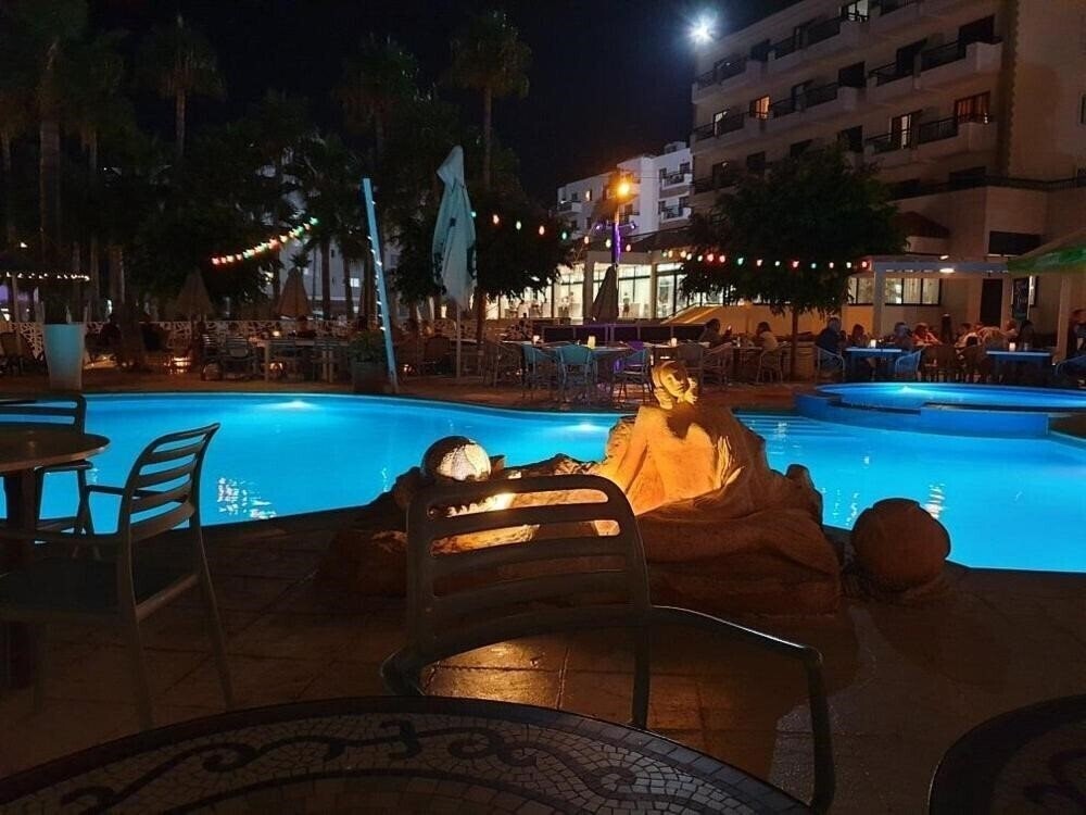 Апартаменти Anastasia Beach Hotel Apts 4*