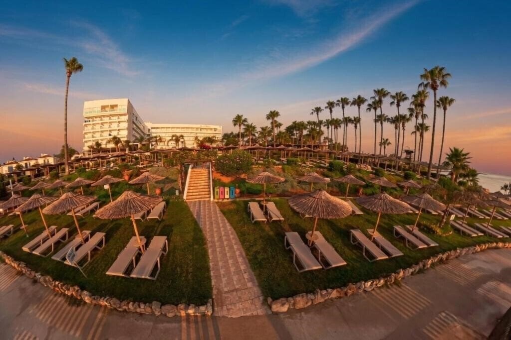 Апартаменты Cavo Maris Beach Hotel 4*