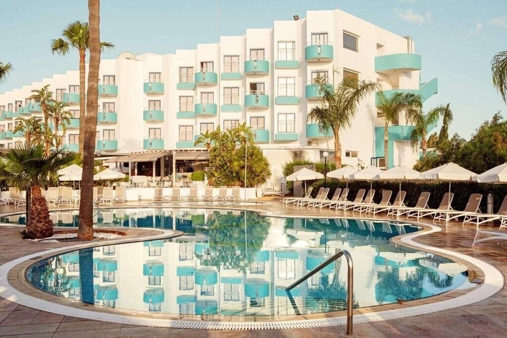 Панорама Lantiana Gardens 4*