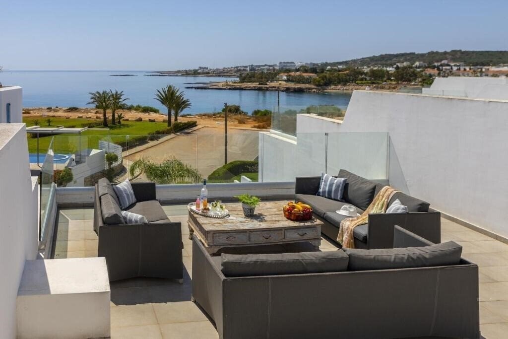 Территория Protaras Seafront Villa Kalena 4*