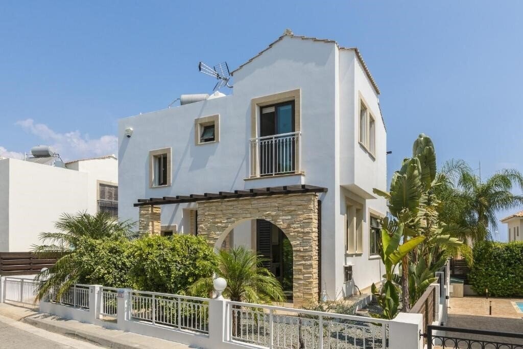 Территория Protaras Villa Alexa 4*