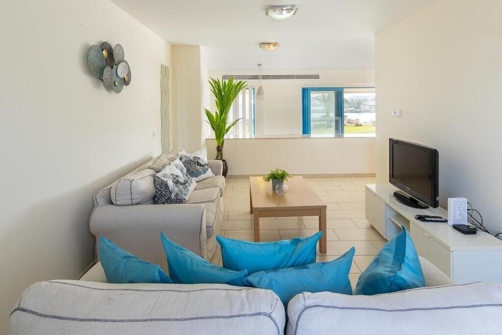 Вид Villa Infinity Protaras 4*