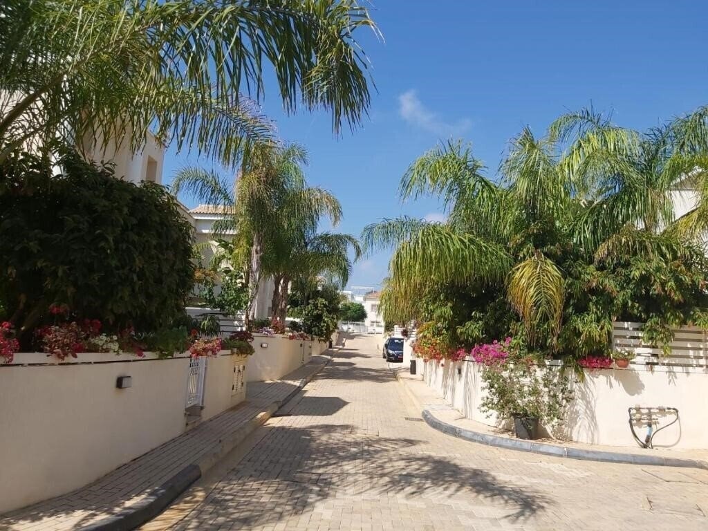 Готель Anthorina Villas 3*