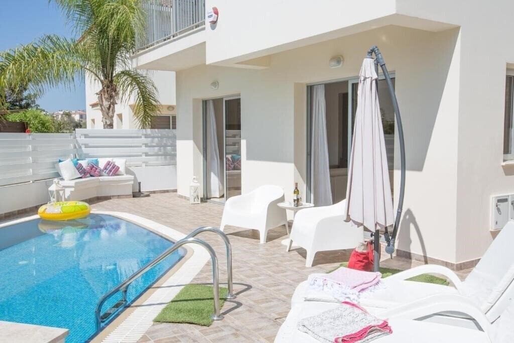 Панорама Kalamies Beach Villas 3*
