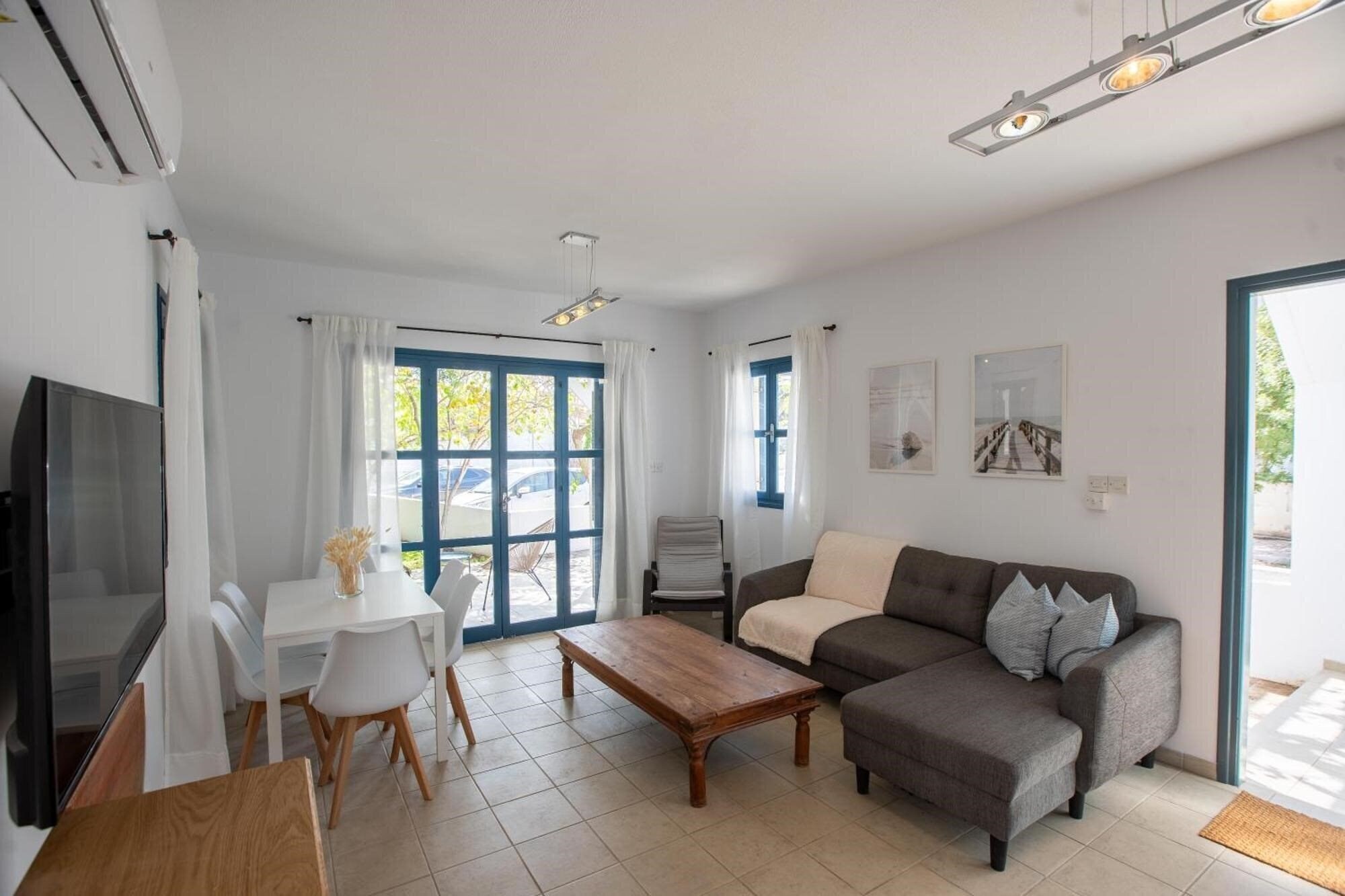 Территория Phaedrus Living Sky Blue Residence 4*