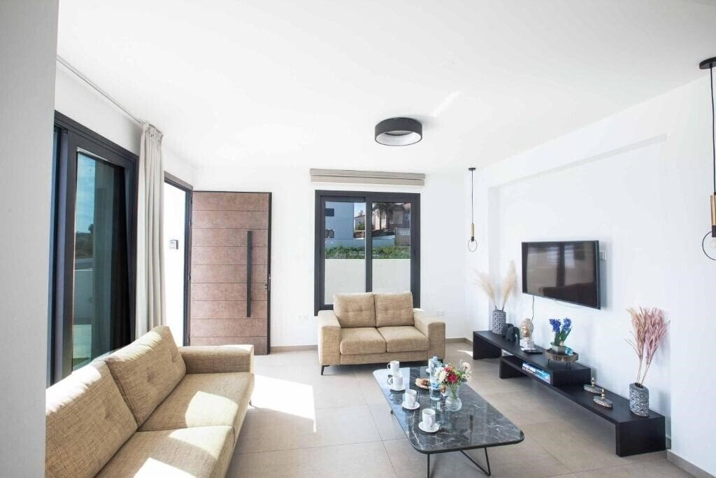 Вид Protaras Holiday Villa Cr5 4*