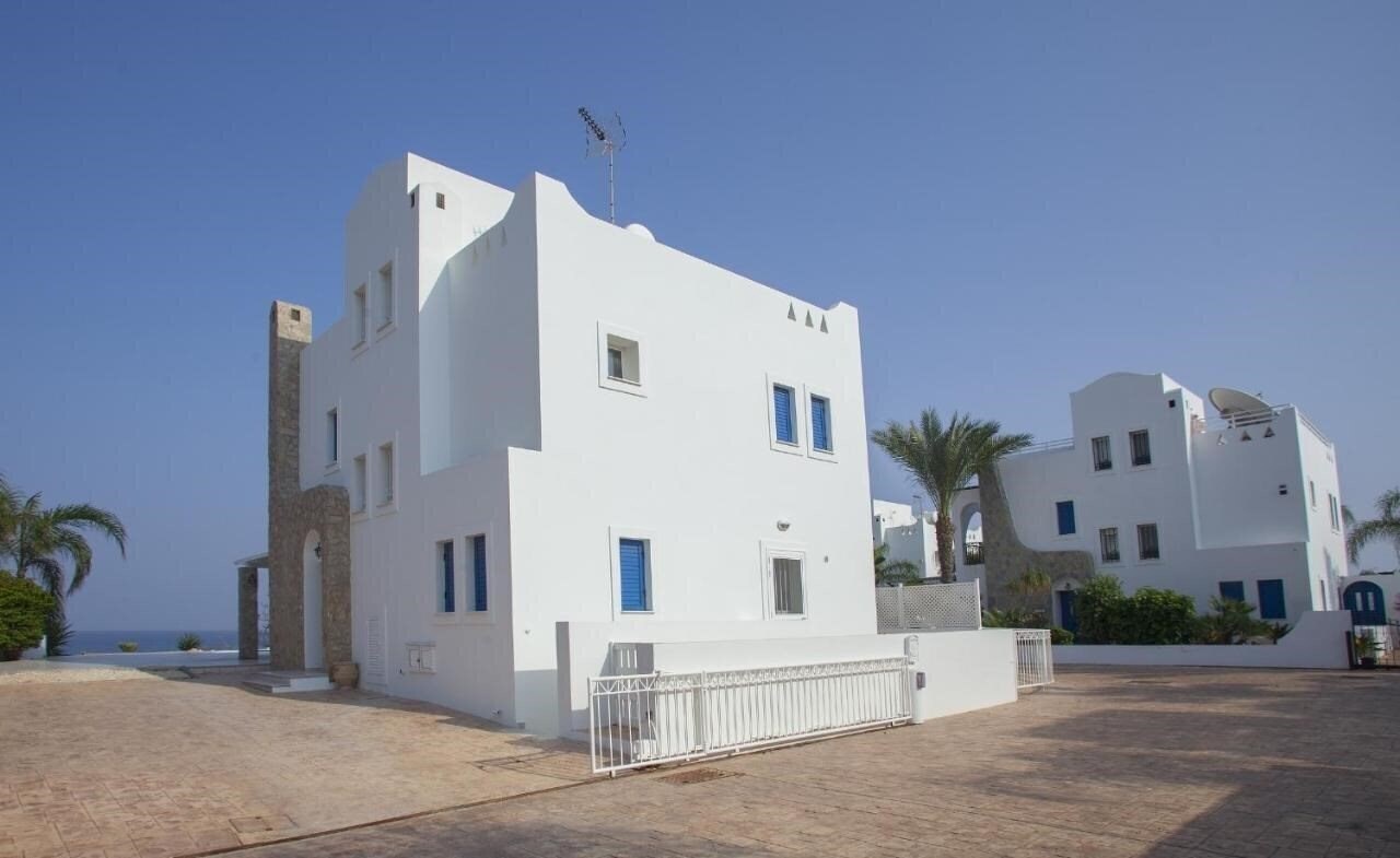 Вид Mimosa Seafront Villa 4*