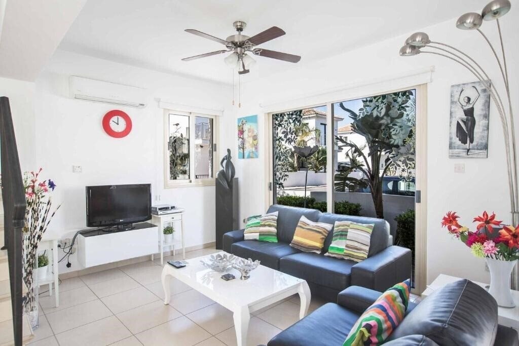 Вид Villa Delia 3*