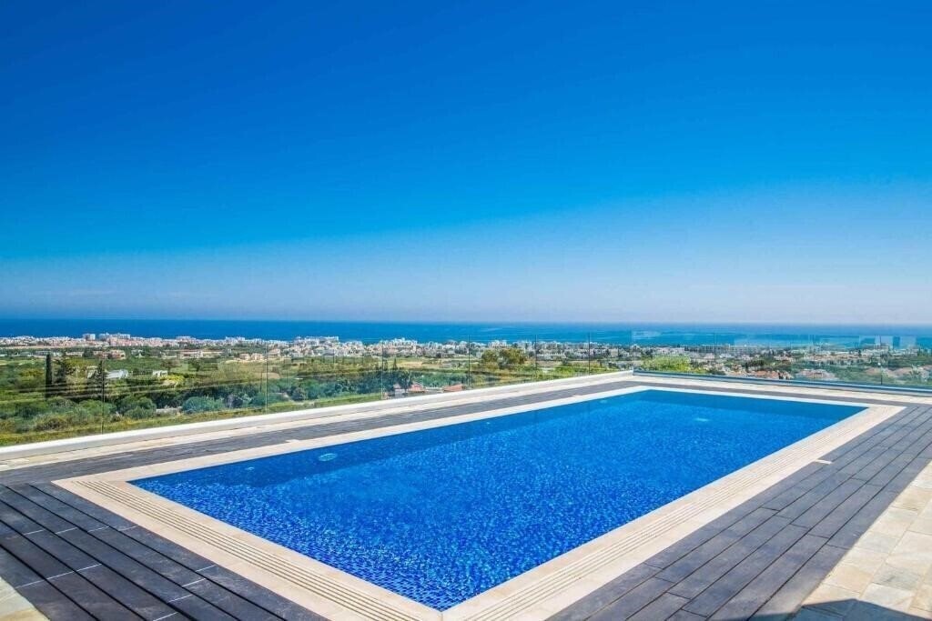 Панорама Villa Pallas 3*