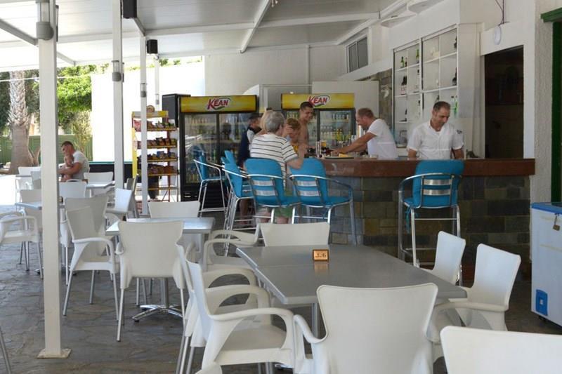 Апартаменты Artemis Apts апартаменты