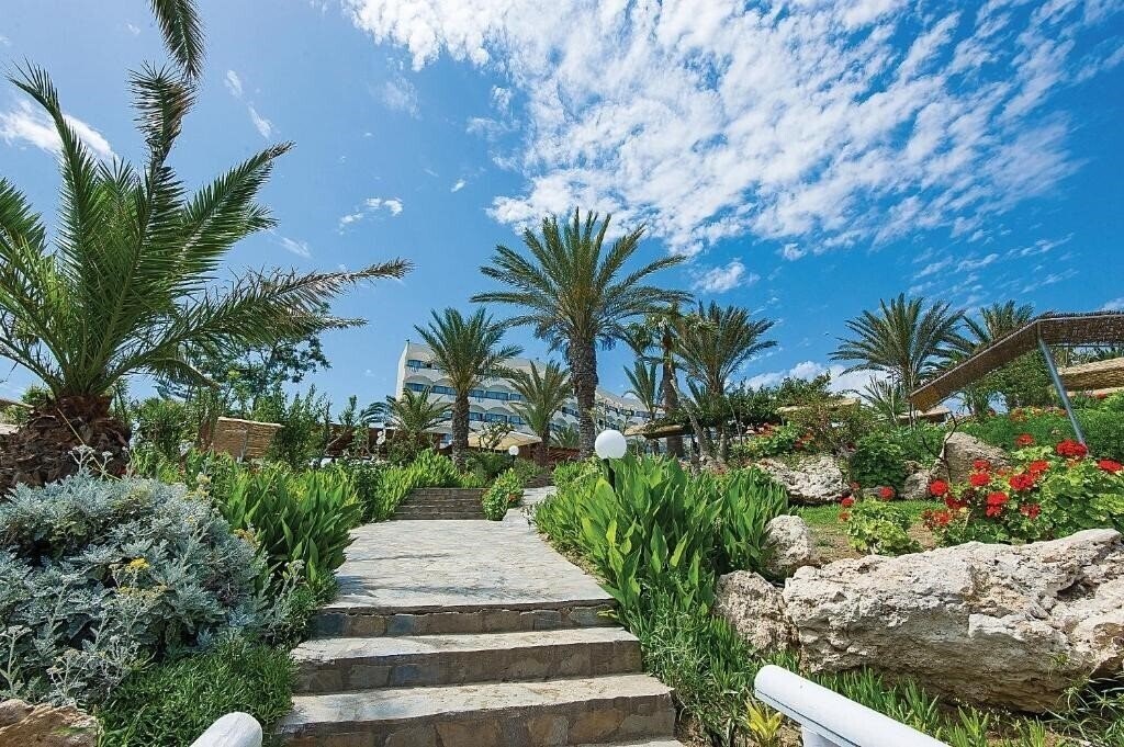 Панорама Crystal Springs 4*