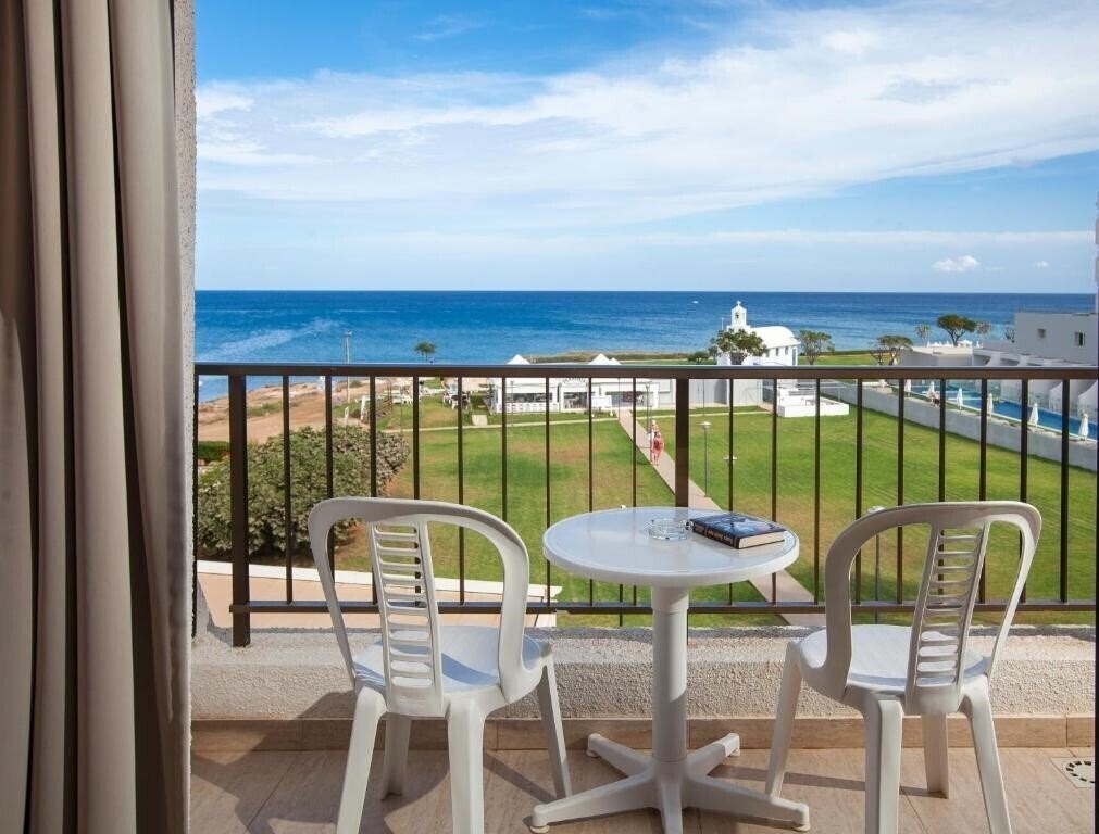 Вид Pinelopi Beach Hotel Apts 3*