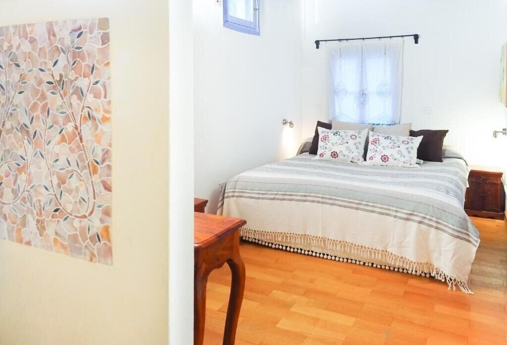 Отель Vasilikos Traditional 2br Apartments 3*