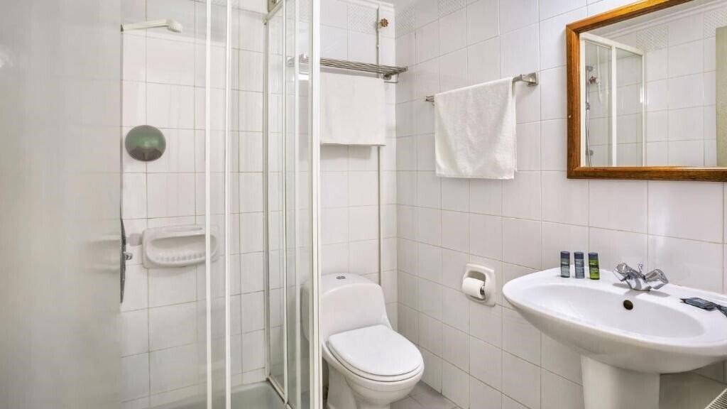 Апартаменти Troodos Hotel 3*