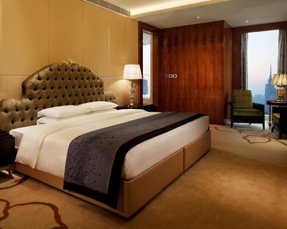 Готель Hyatt Regency Jinan 5*