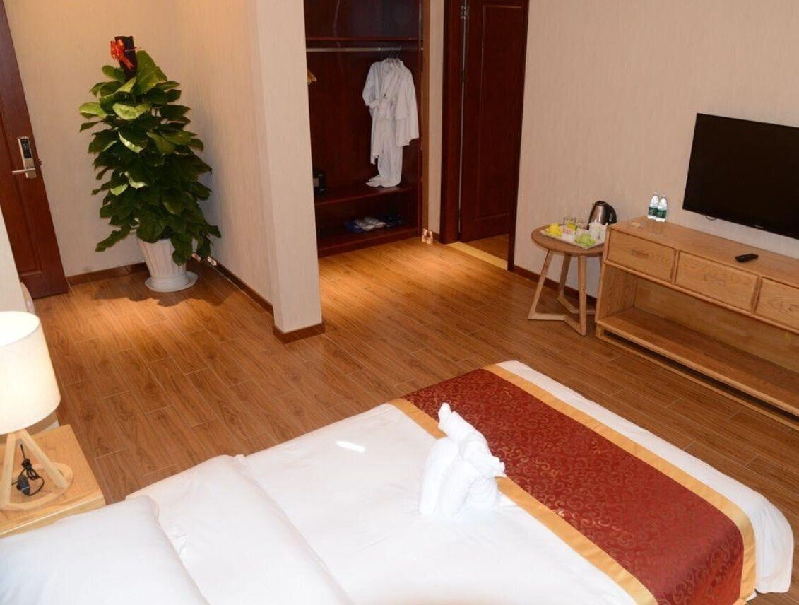 Апартаменти Intime-Romantic Hotel 4*