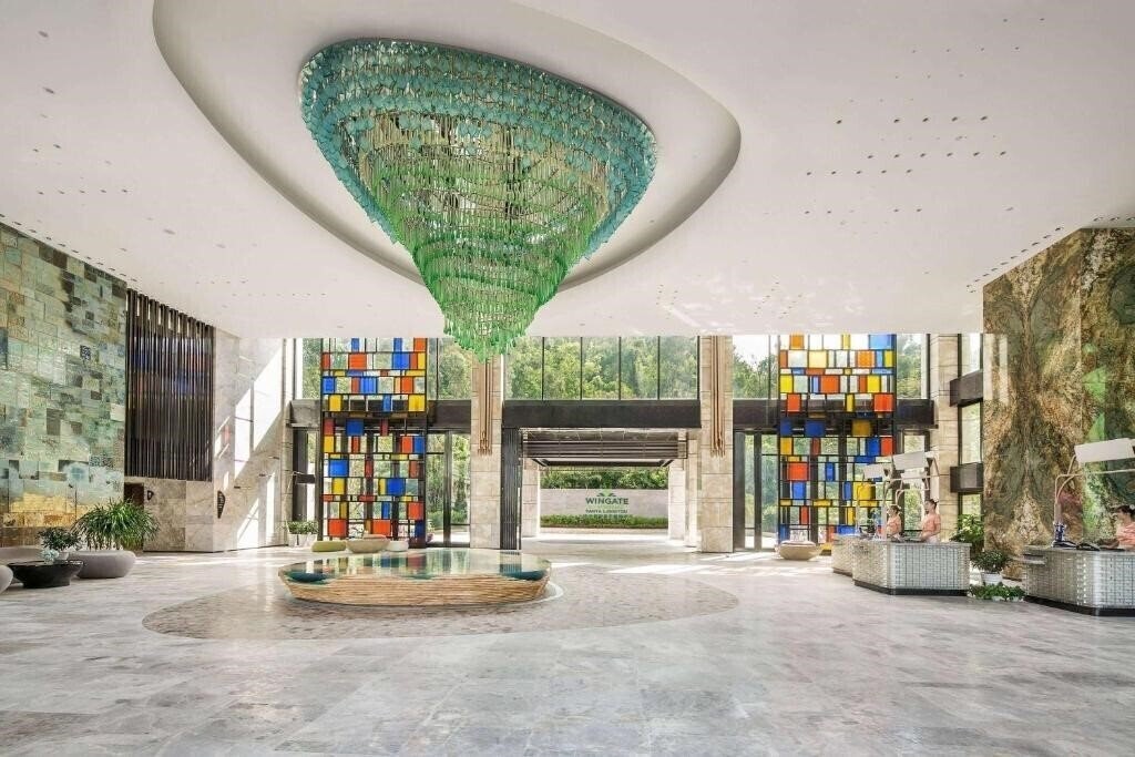 Панорама Wingate By Wyndham Sanya Luhuitou 4*