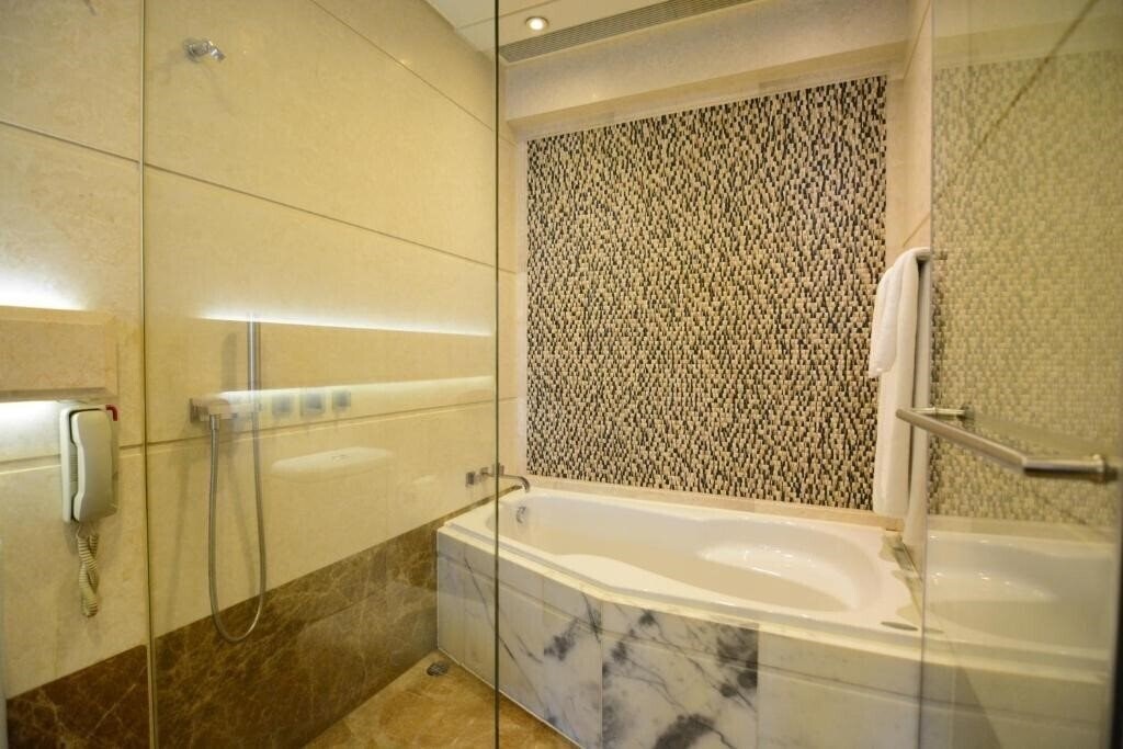 Панорама Harbour Grand Hong Kong 5*