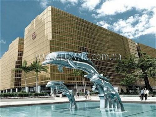 Вид Royal Pacific Hotel & Towers 4*