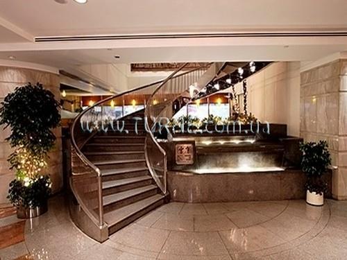 Готель Metropark Kowloon 4*