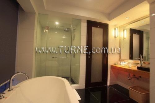 Отель Leeden 4*