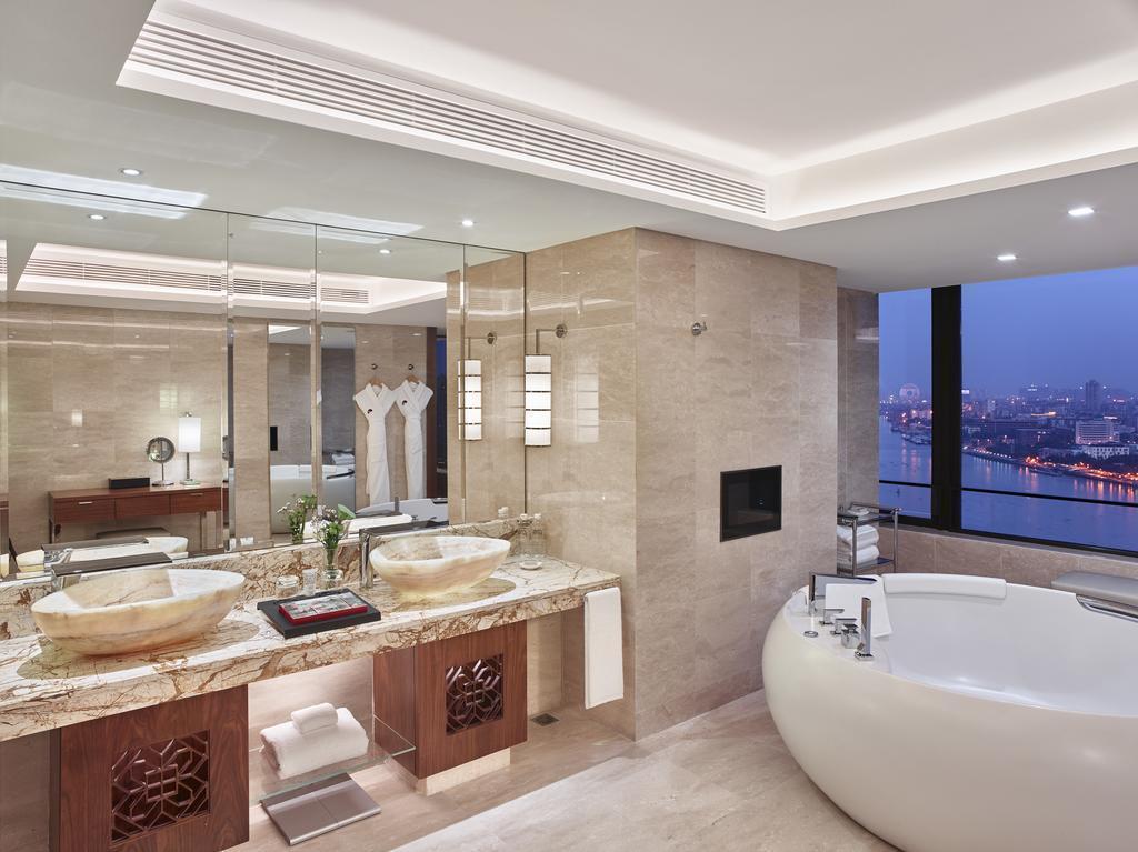 Зображення White Swan 5*