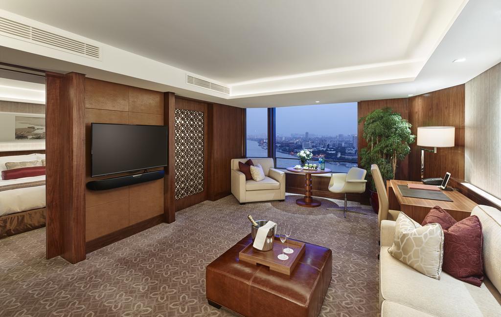 Картинка White Swan 5*