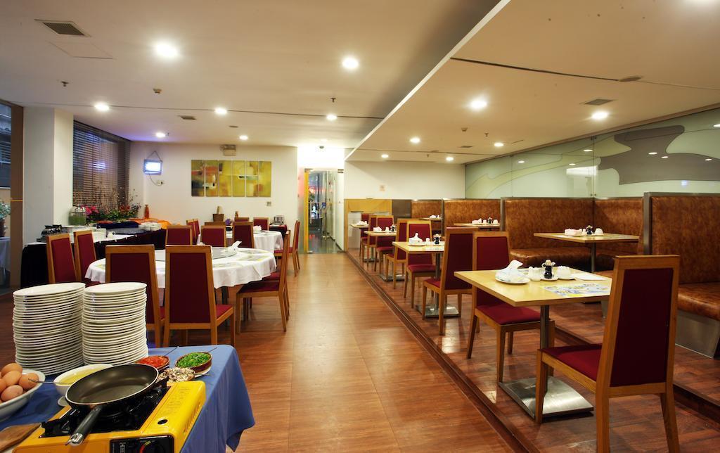 Панорама Hotel Elan 3*