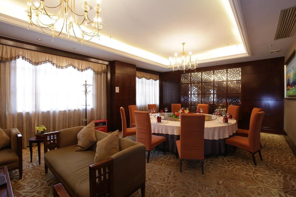 Апартаменти Grand Royal 5*