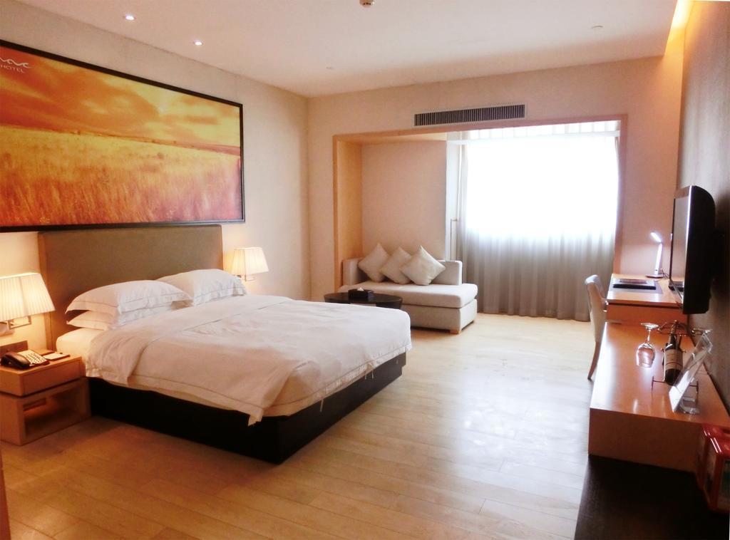 Вид J Hotel (ex. Azure Resort) 4*