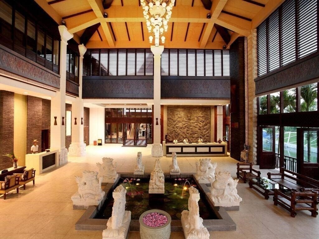 Панорама Pearl River Nantian Hot Spring Resort Sanya 5*