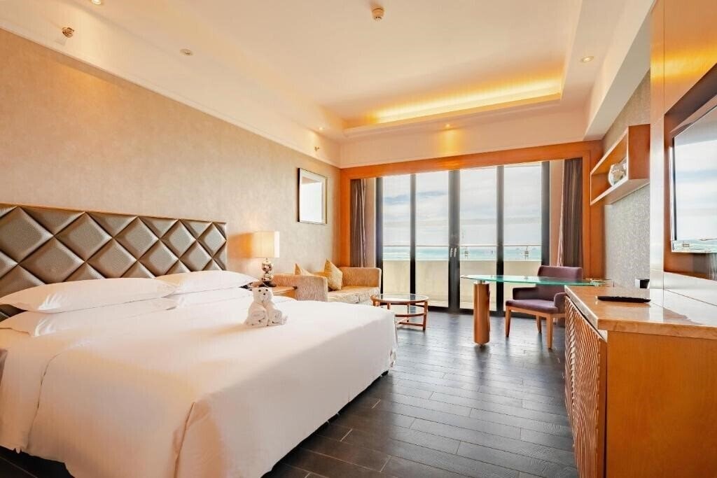 Апартаменти Four Points By Sheraton Sanya 5*