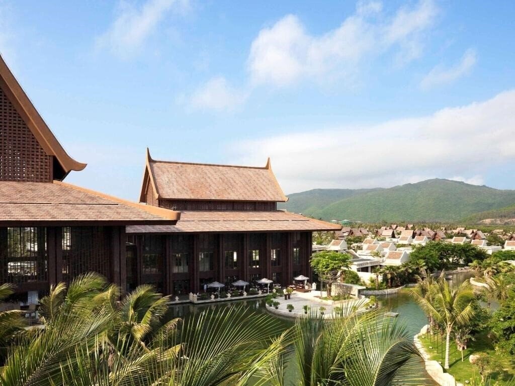 Вид Pullman Sanya Yalong Bay Villas & Resort 5*