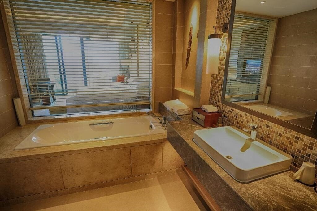 Территория Marriott Resort Xiangsuhi Bay 5*