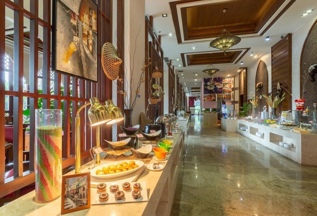 Территория Grand Metropark Resort 5*