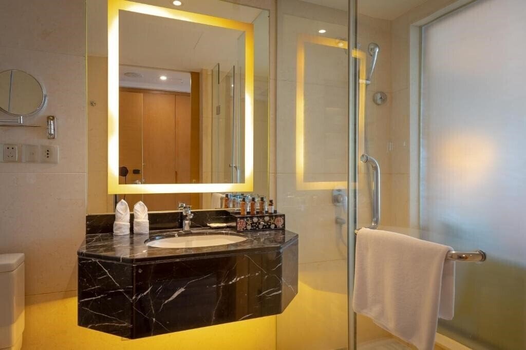 Картинка Ocean View Resort Yalong Bay 5*