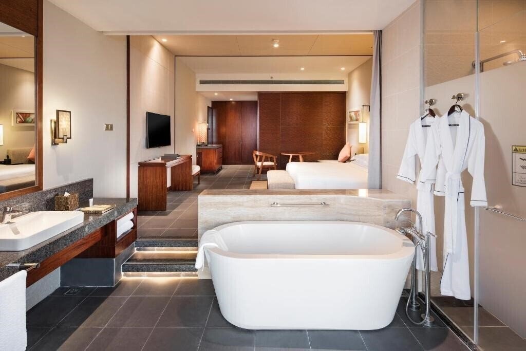 Вид Sanya Yalong Bay 99 Resort 4*