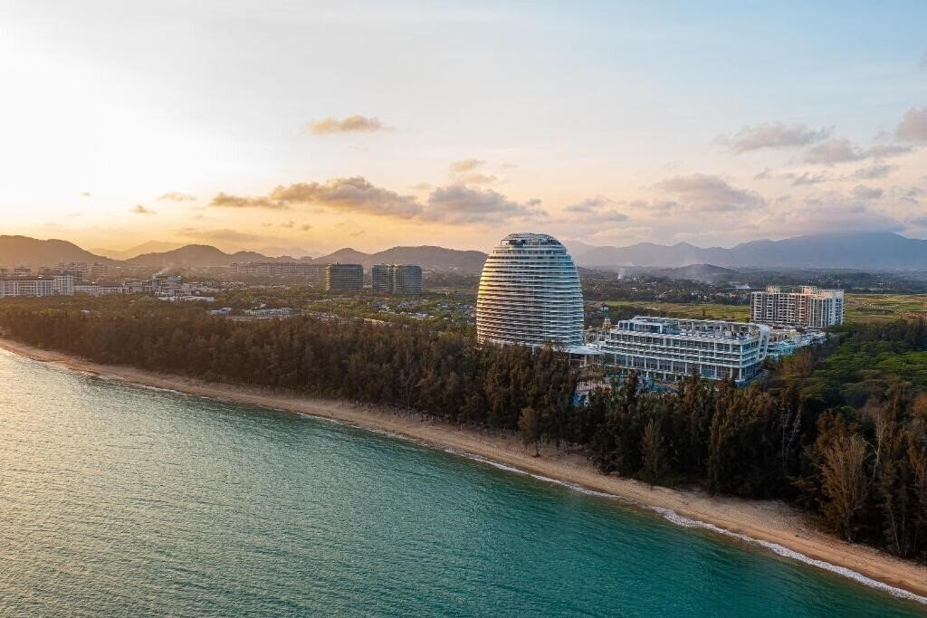 Фотографія Hainan Sangem Moon Hotel 5*