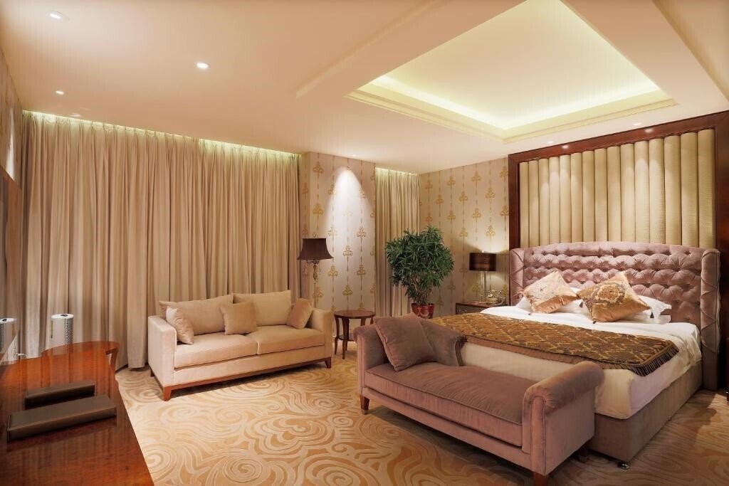 Изображение Ritan Hotel 5*