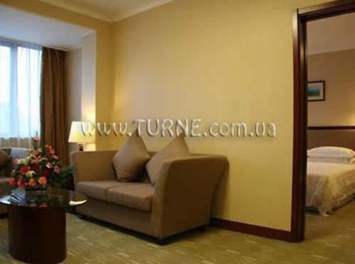 Вид Chong Wen Men 3*