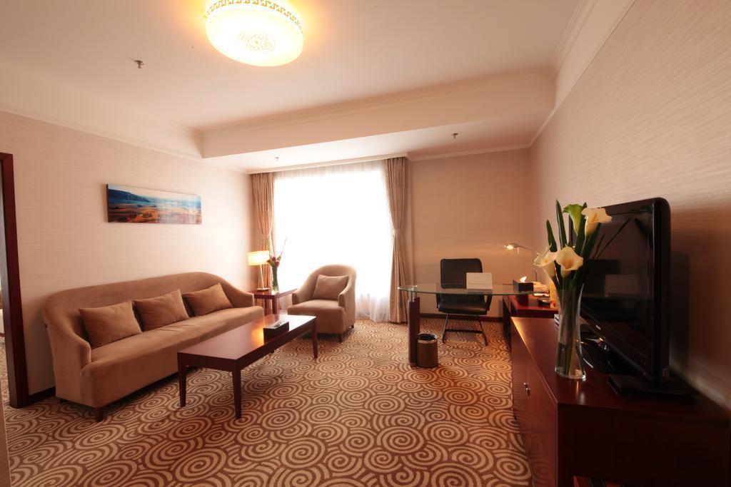 Територія Inner Mongolia Grand Hotel 4*