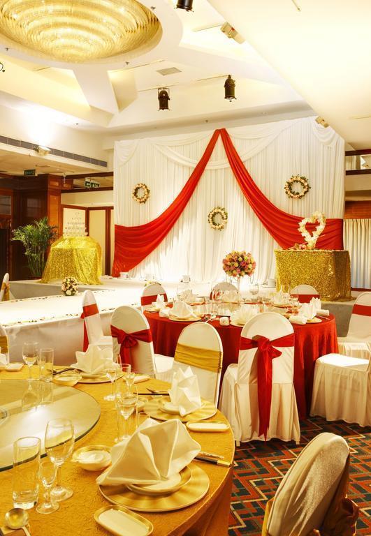 Територія Metropark Lido Hotel 4*