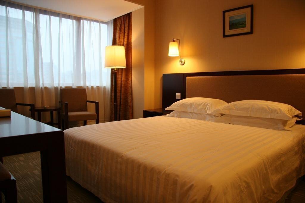 Картинка Beijing Chongwenmen Hotel 3*