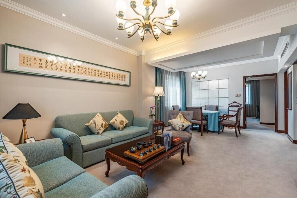 Панорама Feitian 4*