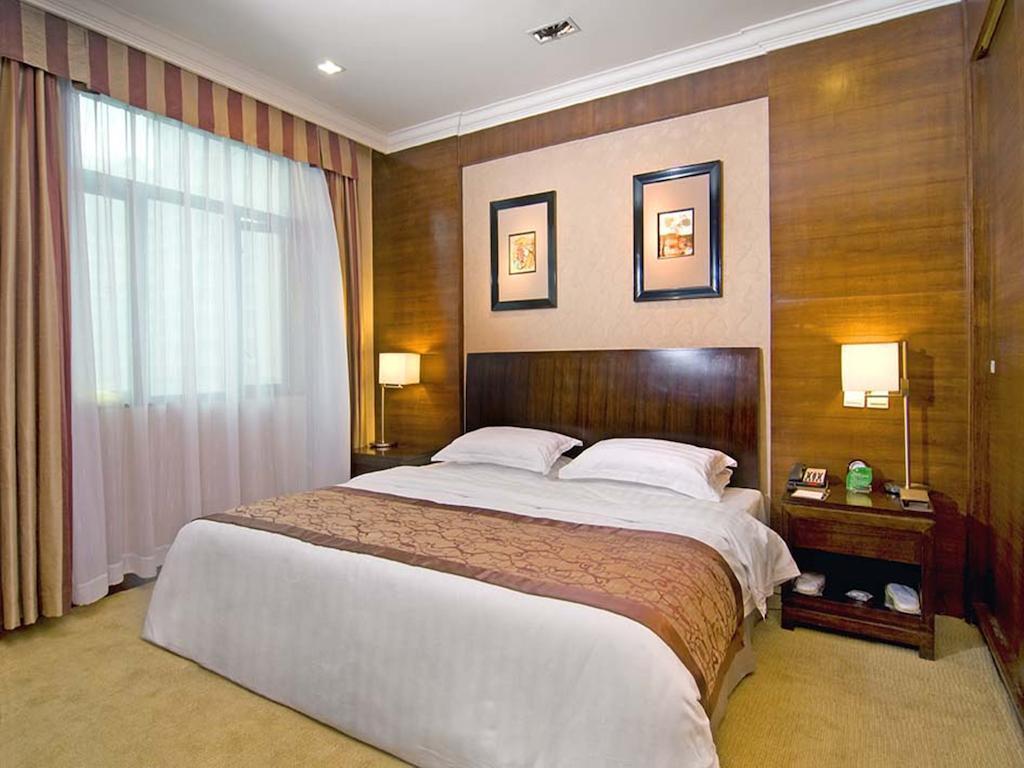 Картинка JianGuo Hot Spring 4*