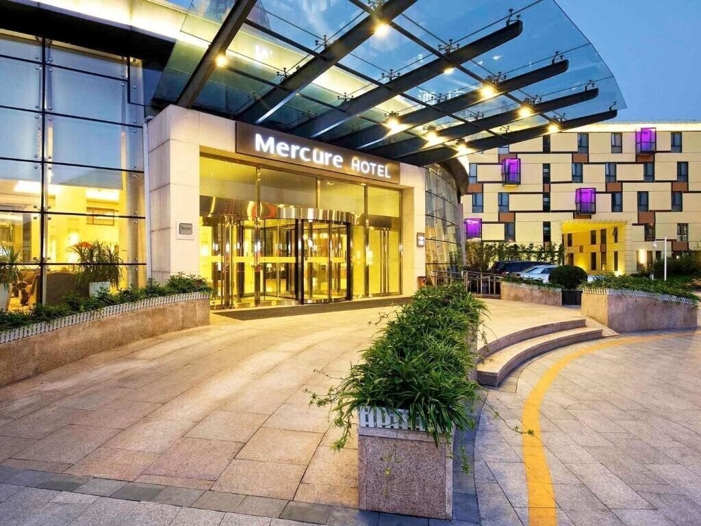 Отель Mercure Beijing City Centre Hotel 4*