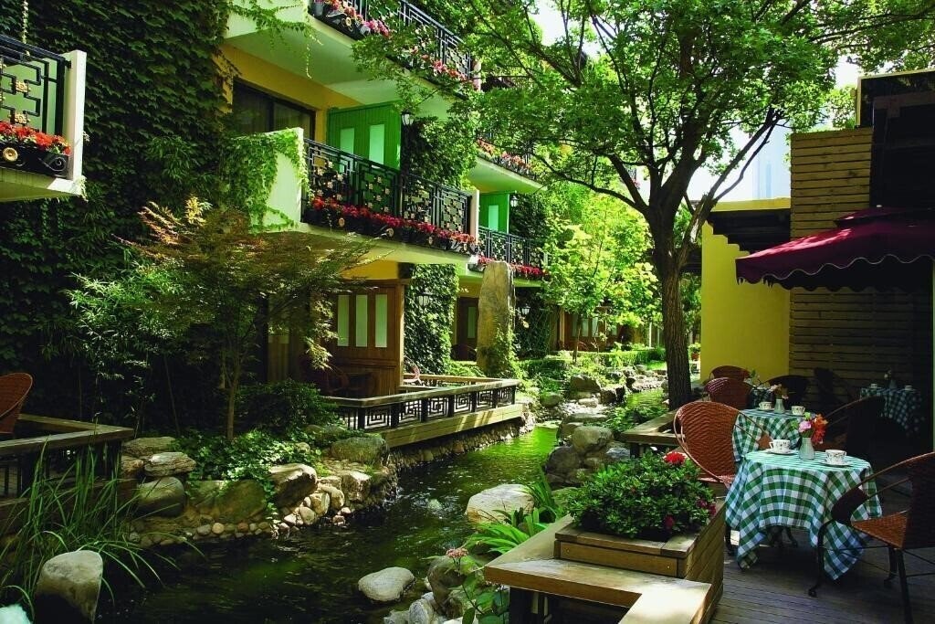 Вид Jianguo Hotel 4*