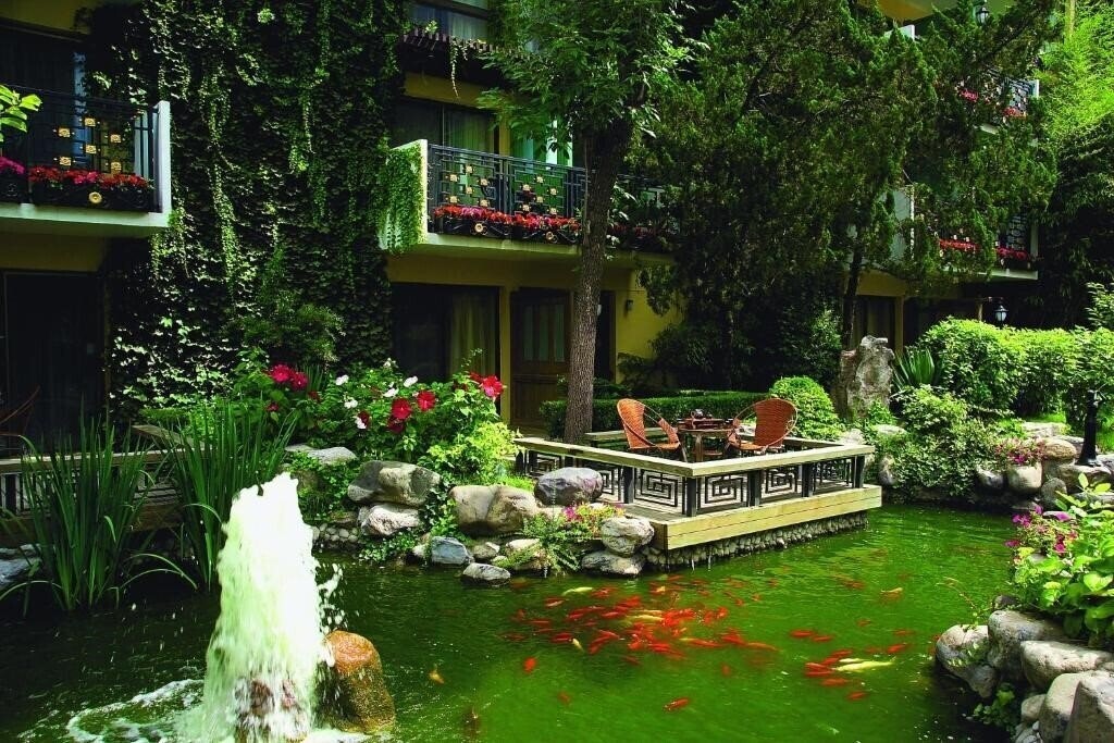 Панорама Jianguo Hotel 4*