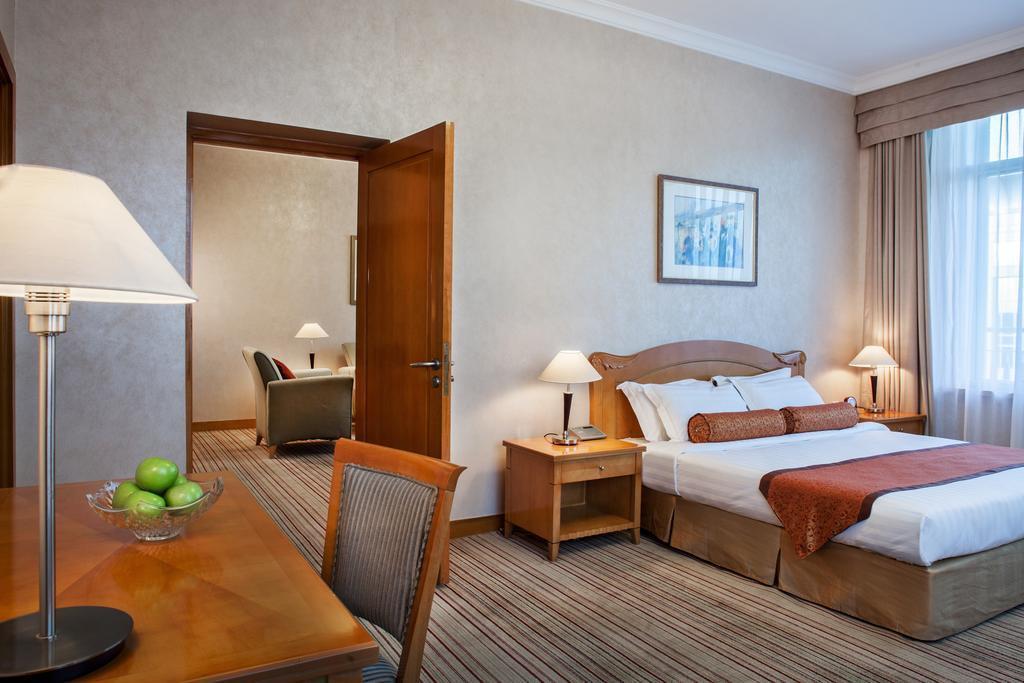 Апартаменты Beijing Hotel 5*