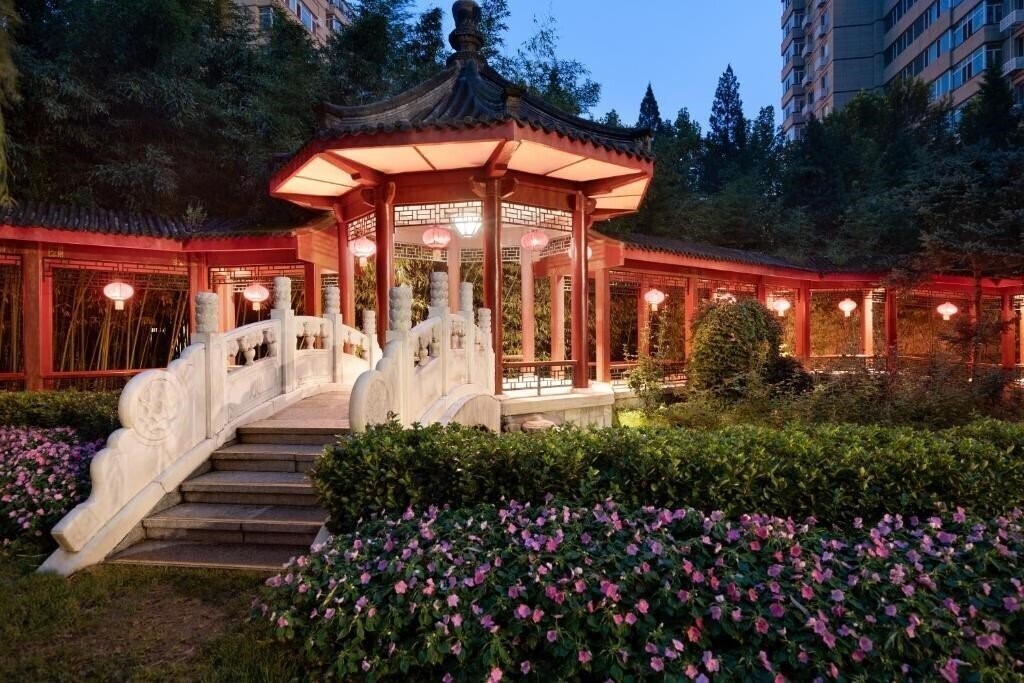 Вид Shangri La 4*